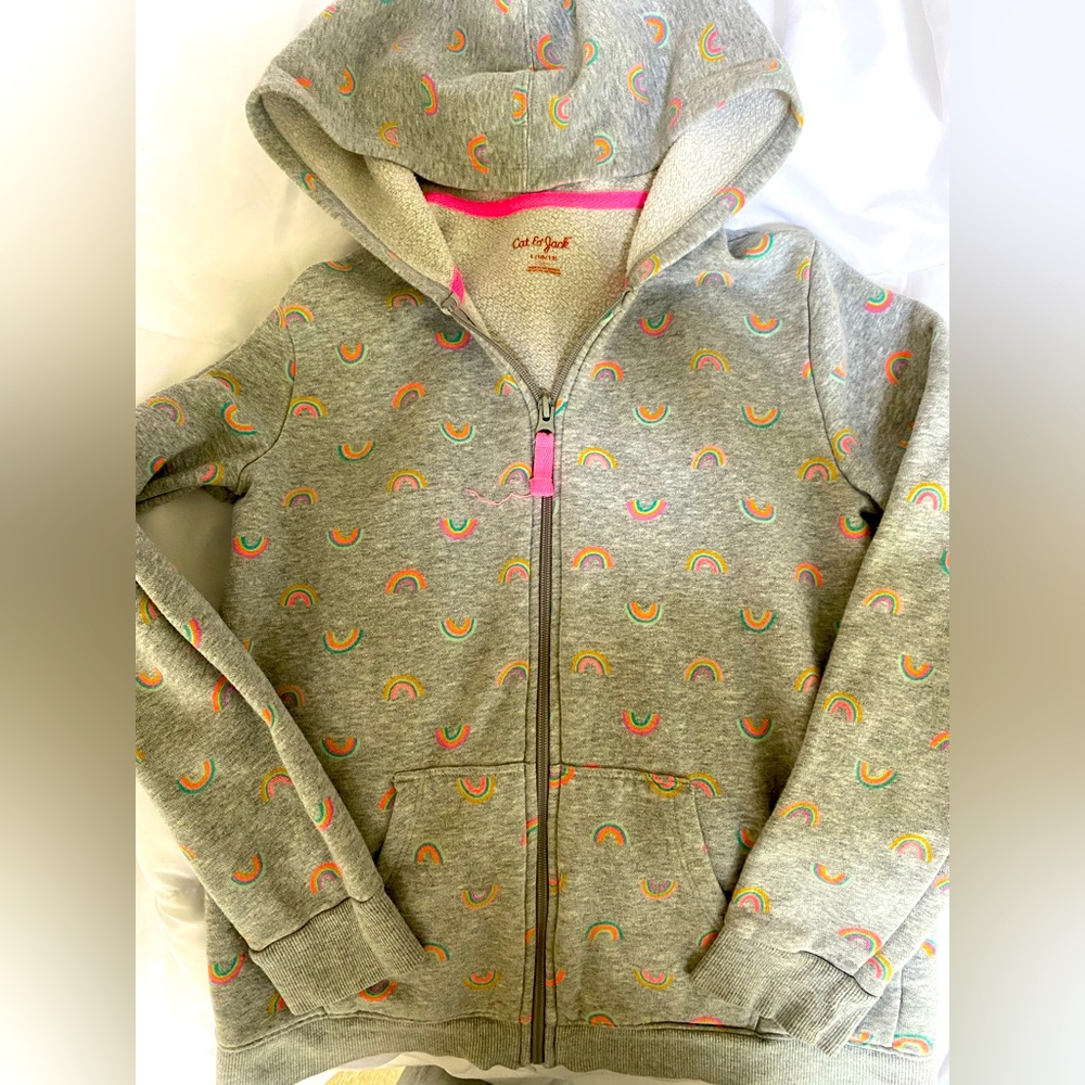 Size Large 10/12 in Kids Rainbow Sweatshirt. Cat And Jack